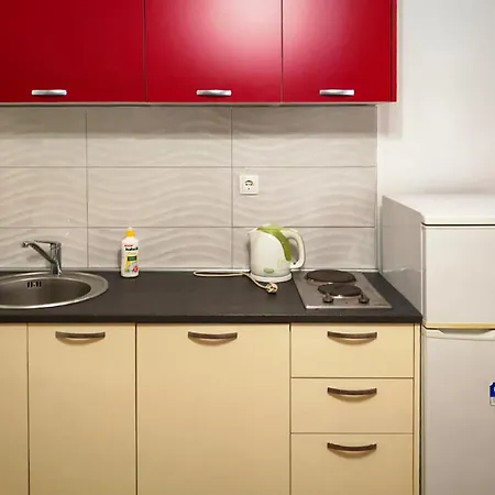 1 Bedroom Lovely In *