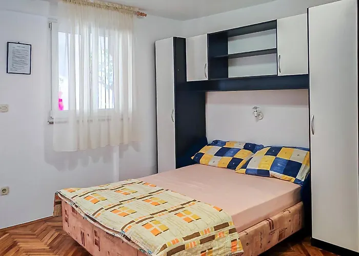 1 Bedroom Lovely In 公寓