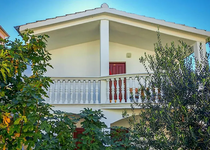 1 Bedroom Lovely In Apartment Vodice