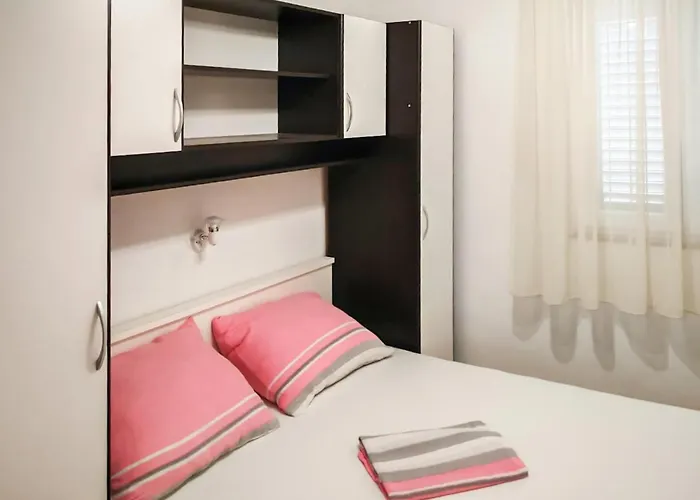 1 Bedroom Lovely In Vodice